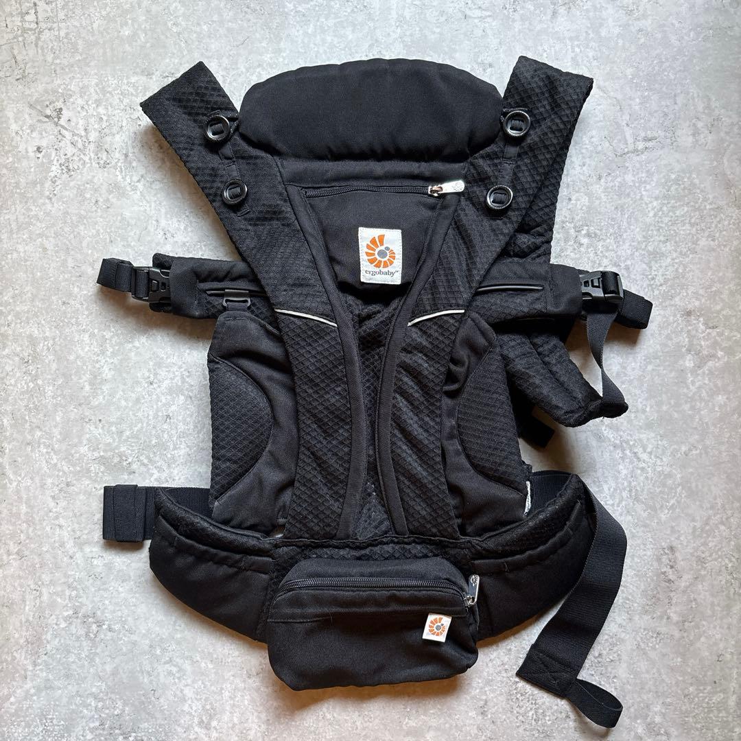 美品✨ergobaby 抱っこ紐 オムニブリーズ ブラック OMNI Breeze / オニキスブラック | エルゴベビー オンラインストア