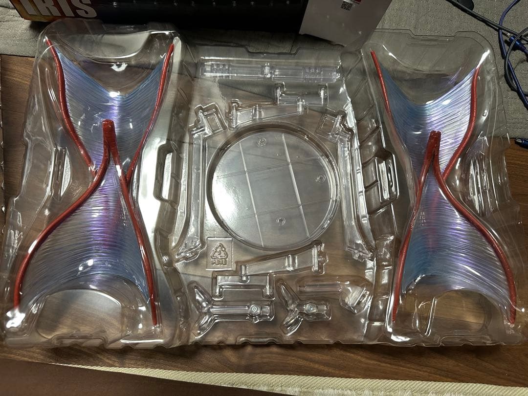 開封品 S.H.MonsterArts イリス