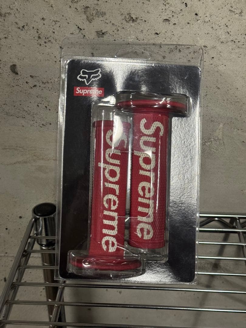 supreme ハンドルグリップ - メルカリ