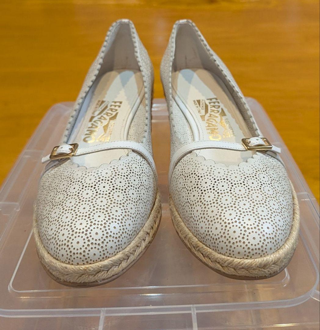 美品】サルヴァトーレフェラガモ パンチング エスパドリーユ パンプス
