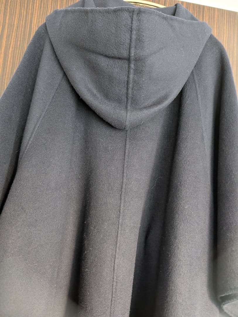 ミラオーエン】ネイビー フード付きポンチョ数時間使用のみ、値引き