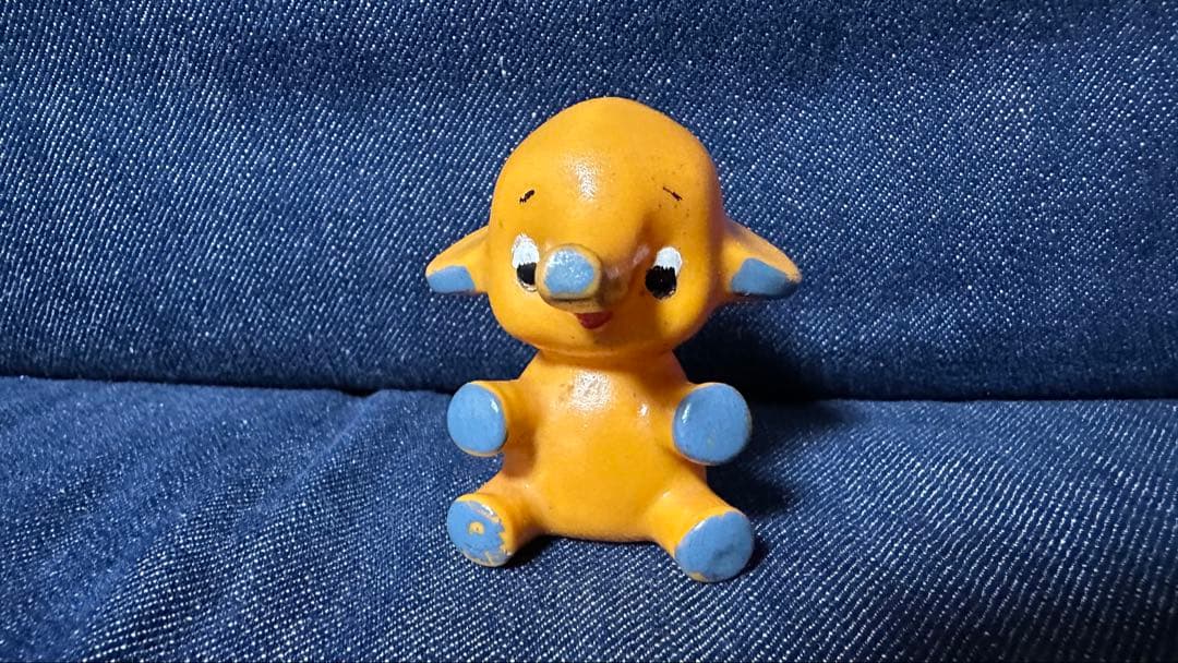 70'sビンテージ雑貨！日本製 サトちゃんのフィギュア M.P クスリは