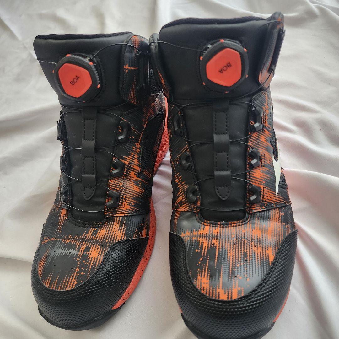 美品 ミズノ 安全靴 F1GA240595 28センチ 限定カラー - メルカリ