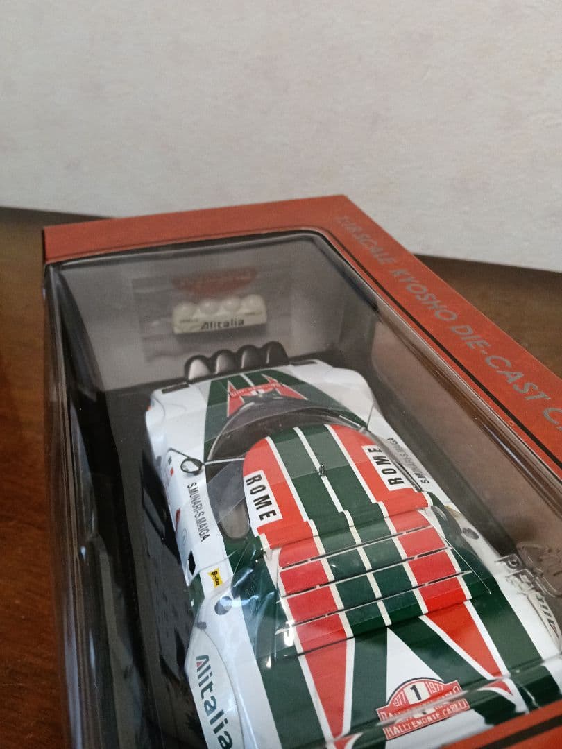 京商1/18ランチア・ストラトス77モンテカルロNo.1希少ライト点灯