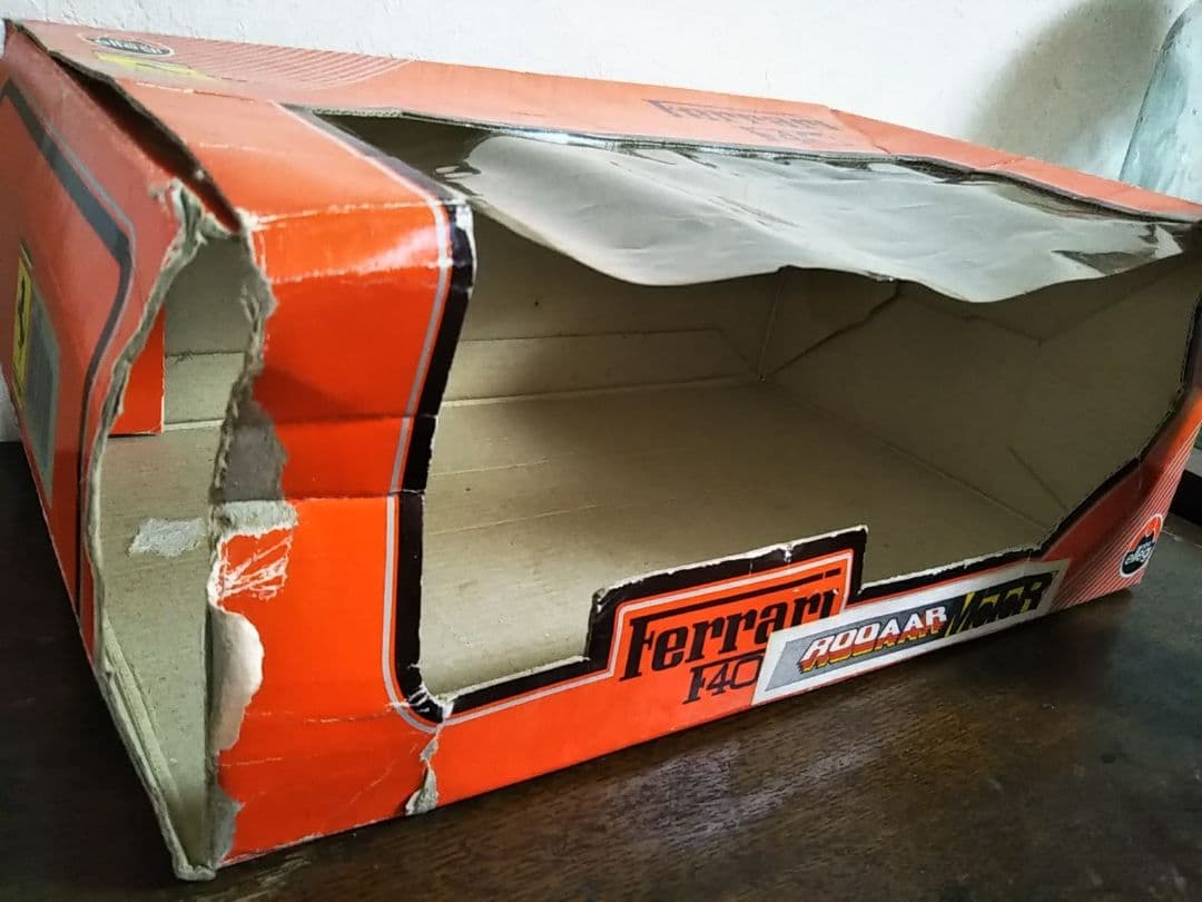 フェラーリ F40 ラジコン フィアット アルファロメオ アバルト