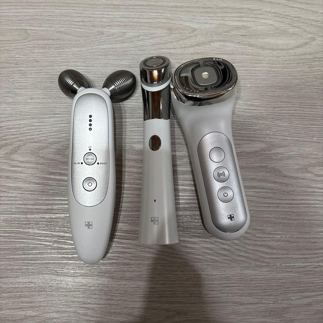 メディキューブ　美顔器3点セット メディキューブ 美顔器3点セット Qoo10] メディキューブ 【韓国シェア1