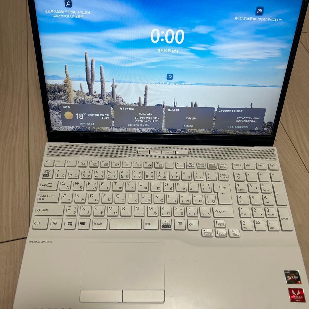 Fujitsu LAPTOP-EK9DSF5A ノートPC