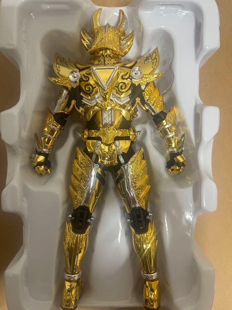 S.H.Figuarts 真骨彫製法 牙狼 黄金騎士ガロ 冴島鋼牙