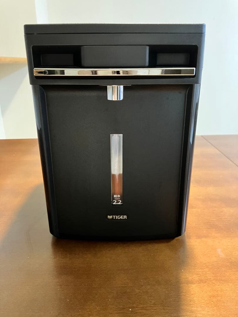 TIGER 蒸気レスVE電気まほうびん とく子さん 2.2L　黒PIM-G220