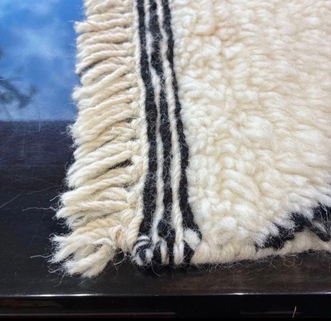 モロッコ ベニワレン ラグ 手織り絨毯 ダイヤ柄 70×120cm - メルカリ