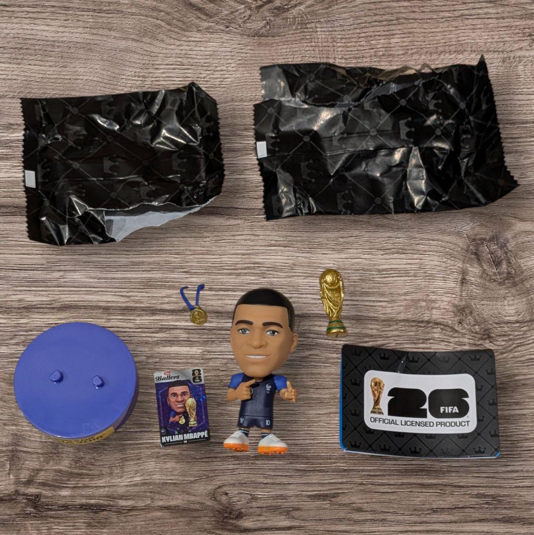 ZURU FIFA Ballers フィギュア スーパーレア エムバペ - メルカリ