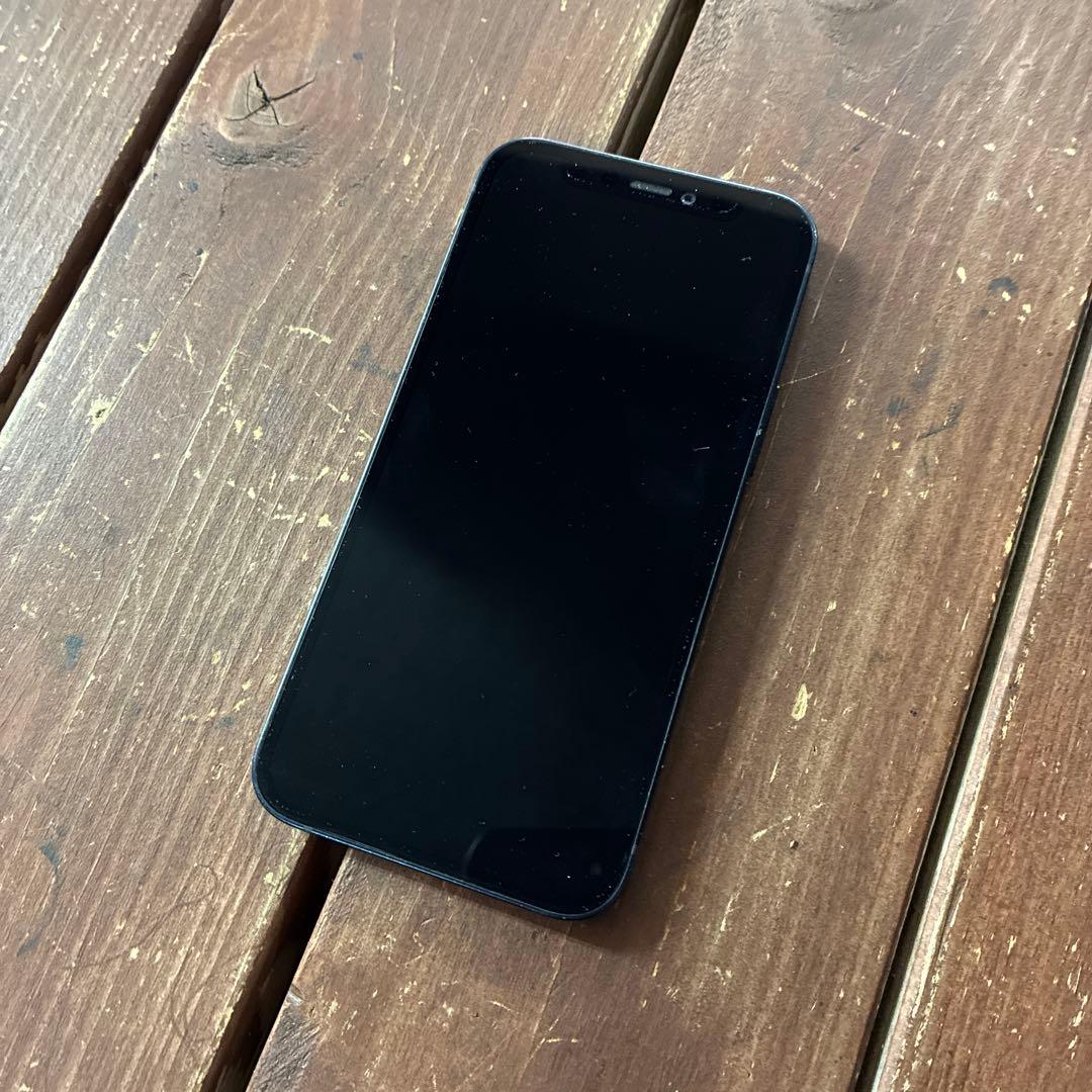 Apple iPhone 12 64GBブラック 本体 Amazon | 【整備済み品】 Apple iPhone 12 64GB ブラック SIMフリー