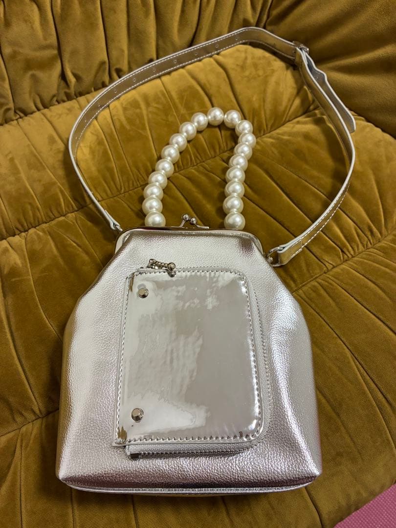 PAMEO POSE ポメオポーズ My maid VENUS バッグ シルバー - メルカリ