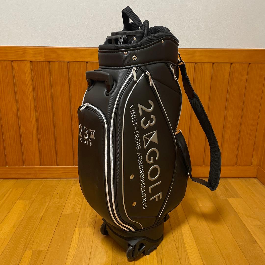 新品同様 23区 ゴルフ セルフスタンドバッグ内蔵キャディバッグ