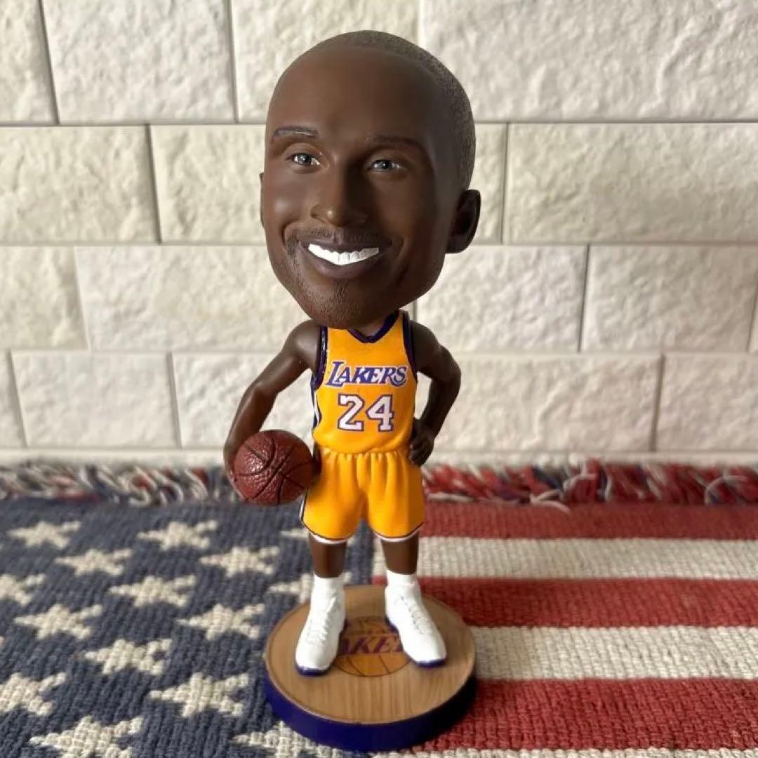 Kobe Bryant Bobblehead 24 レイカーズ ボブルヘッド人形