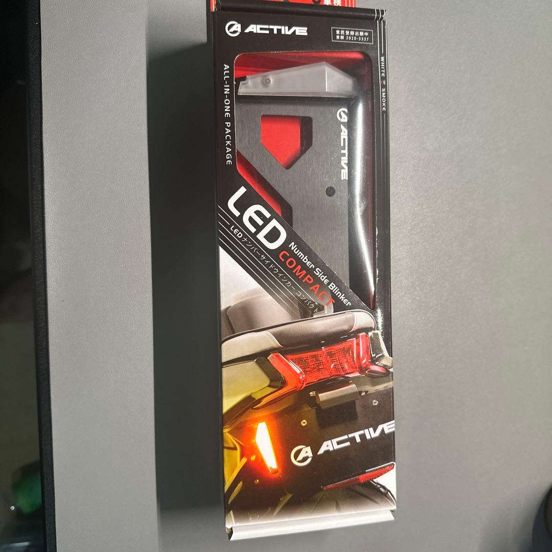 [新品] ACTIVE LEDナンバーサイドウインカー コンパクトクリアレンズ ACTIVE LEDナンバーサイドウインカー コンパクト : Parts Online