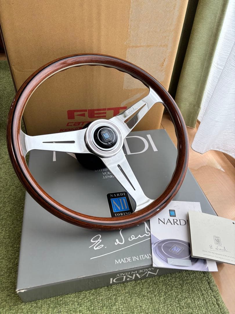 T　NARDI ウッドステアリング 大径38π 美品 正規品 FET NARDI [ FET NARDI CLASSIC WOOD 38φ ] 380mm ウッド＆ポリッシュ