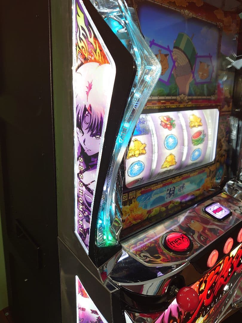 綺麗な筐体】パチスロ実機☆クロスアルファ・犬夜叉 6.5号機 - メルカリ