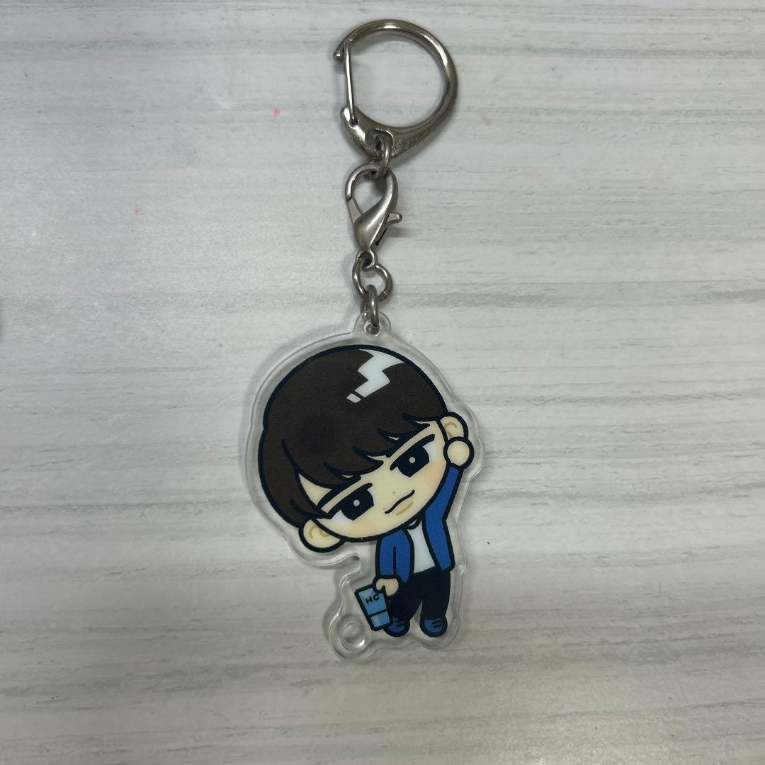 すのチルぶら下がりシリーズアクリルキーホルダー - メルカリ