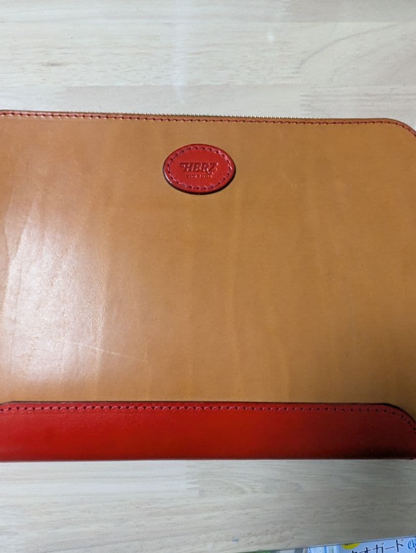【希少】HERZ ヘルツ 本革 レザー クラッチバッグ PCケース A4 1280【希少】HERZ ヘルツ 本革 レザー クラッチバッグ PCケース A4