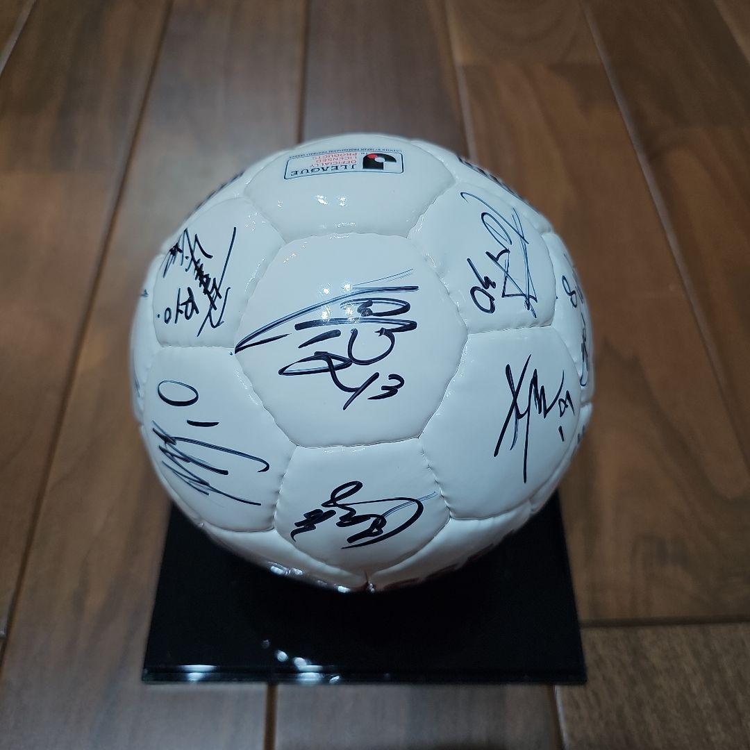 ヴィッセル神戸 選手寄せ書き 直筆サインボール 2013年頃 - メルカリ
