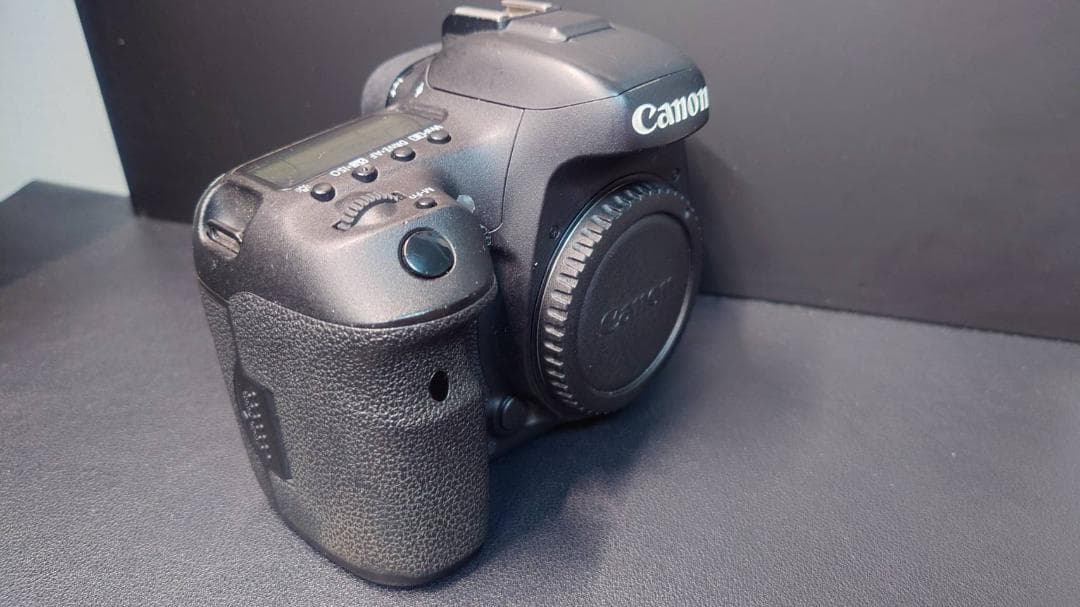 Canon EOS 7D MarkⅡ デジタル一眼レフカメラ 本体・周辺パーツ