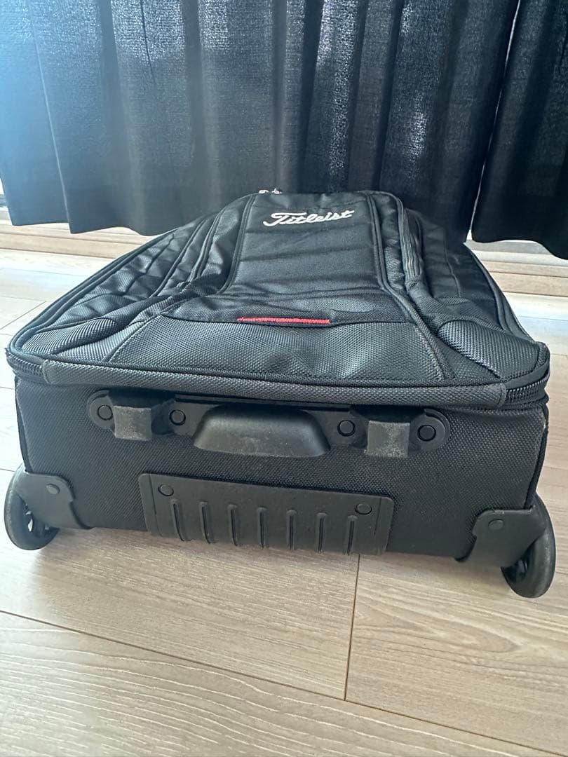 Titleist キャリー付きバックパック 40L 黒 旅行・ゴルフ - メルカリ