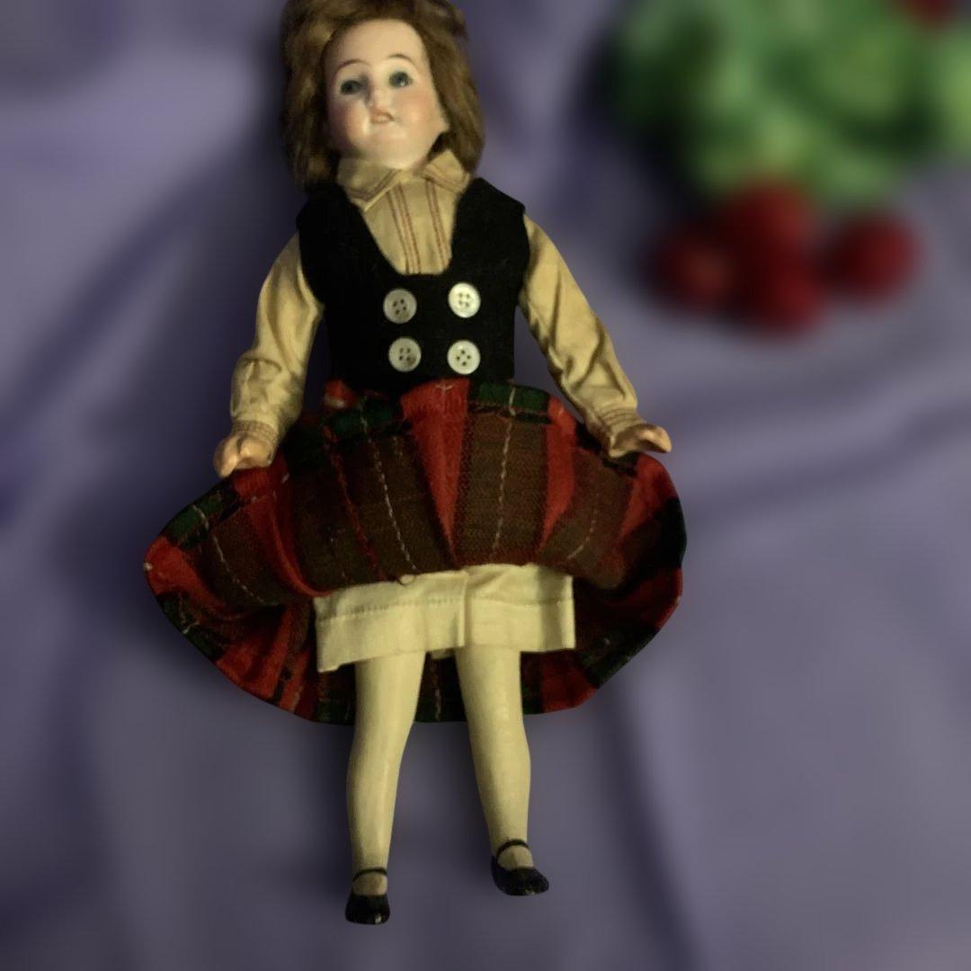 ミニョネット☆ドイツ製ビスクドール☆アンティークドール - メルカリ