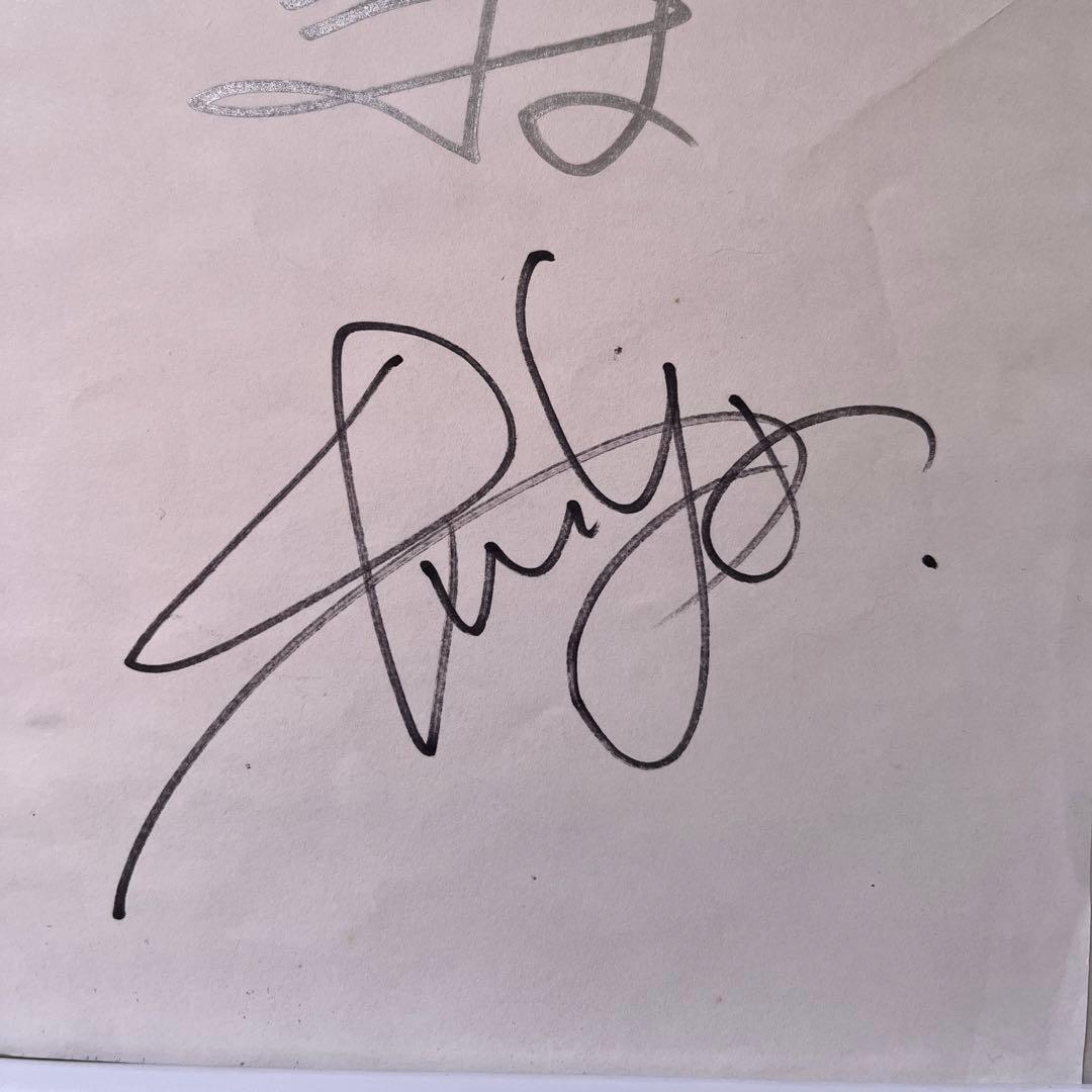 うさ。様専用 ONE OK ROCK 直筆サイン - メルカリ