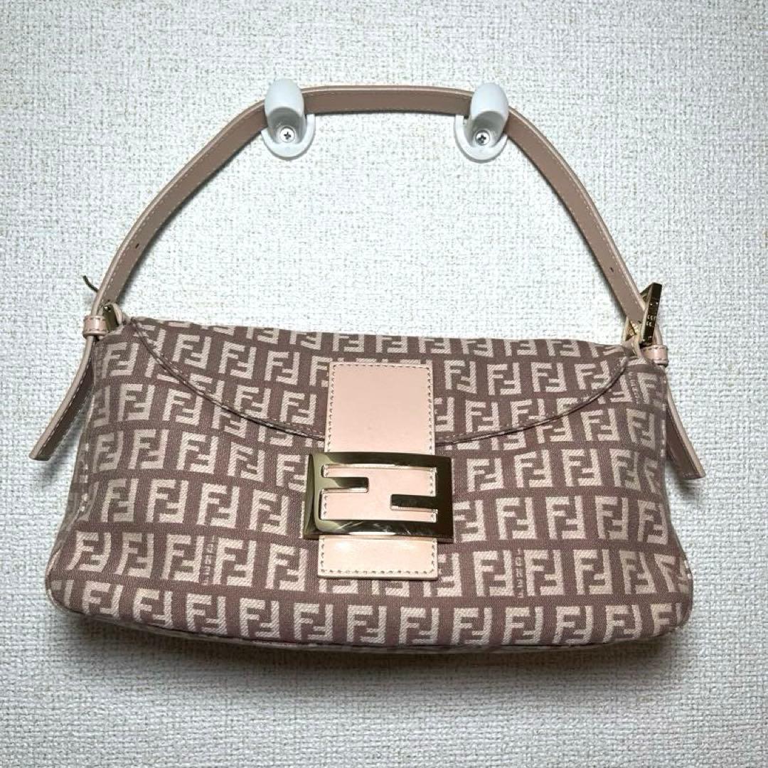【美品】フェンディ マンマバケット ズッキーノ ピンク バッグ 8BR003 楽天市場】美品 FENDI フェンディ ズッキーノ マンマバケット ブラウン