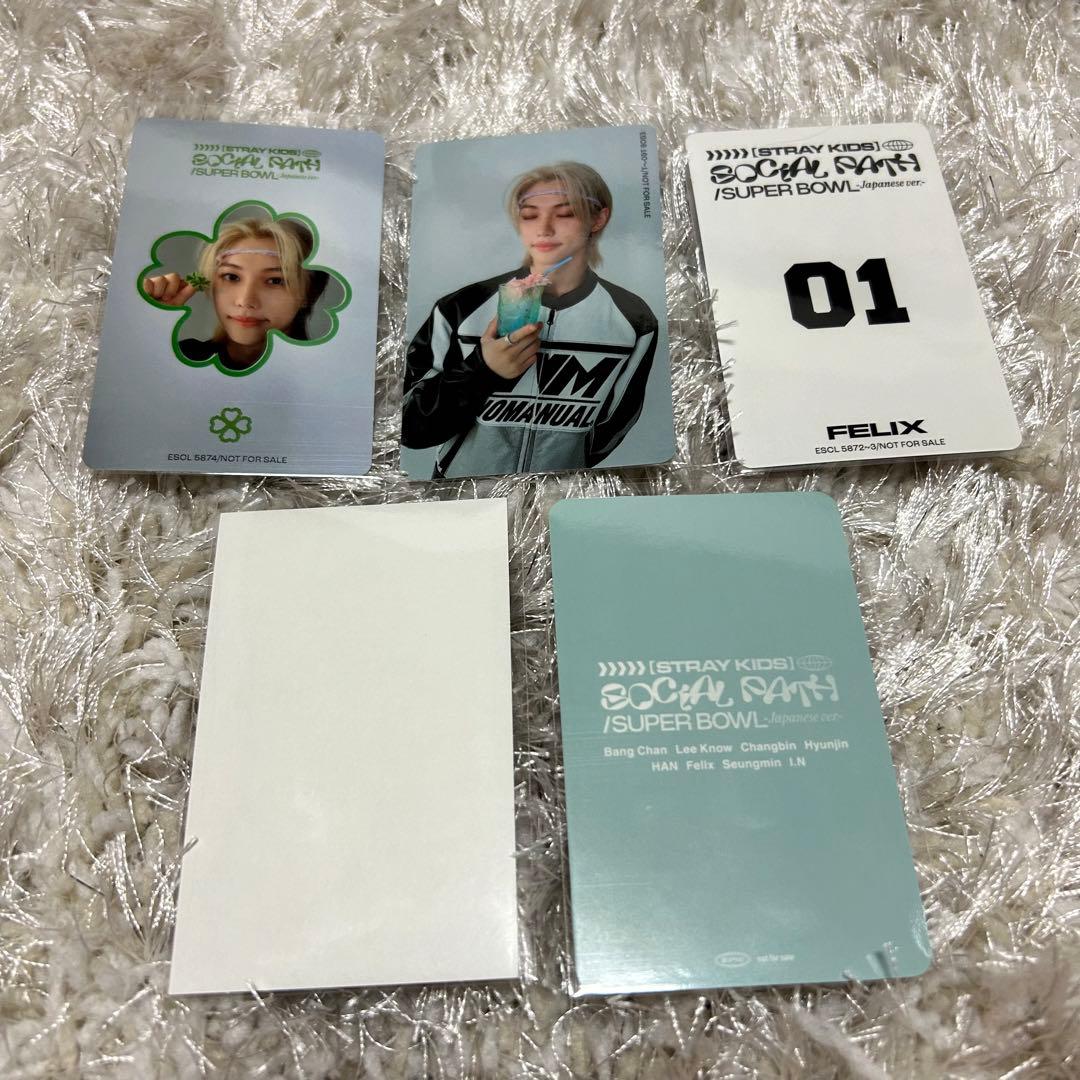 フィリックス トレカ social path 封入 ラキドロ - メルカリ