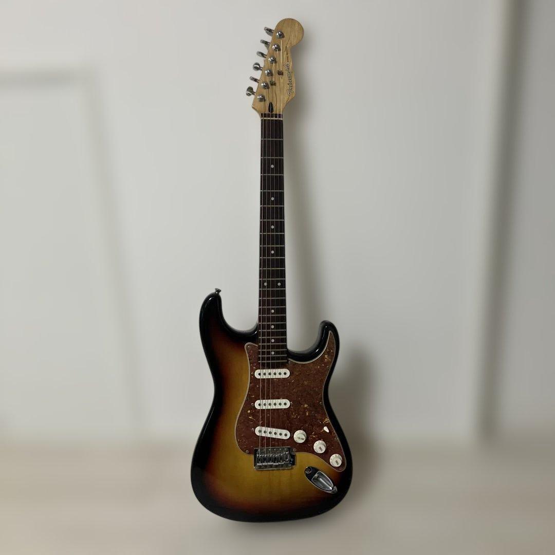 専用　超美品弦新品triumph ストラトキャスター。サンバーストメンテ済 専用 超美品弦新品triumph ストラトキャスター。サンバーストメンテ済