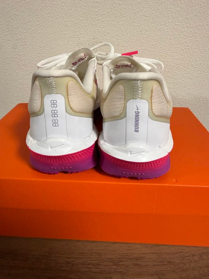 NIKE ズームフライ6 23.5cm