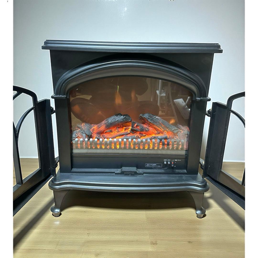 ニトリ ワイド暖炉型ファンヒーターBLT999B-3-BK 2017年式 - メルカリ