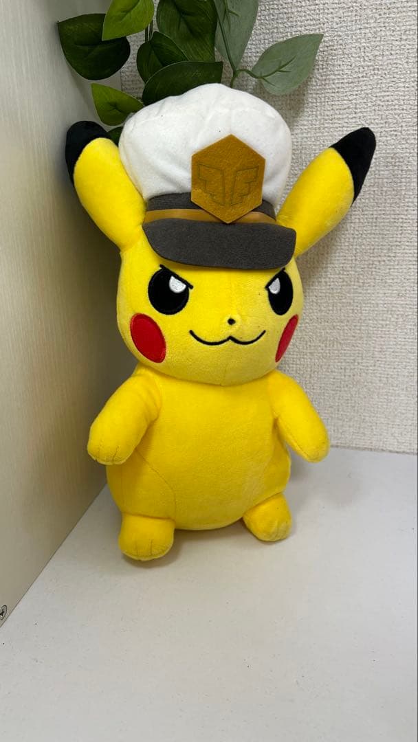 ポケモン ピカチュウ ぬいぐるみ 警察帽子付き 30cm かわいい - メルカリ