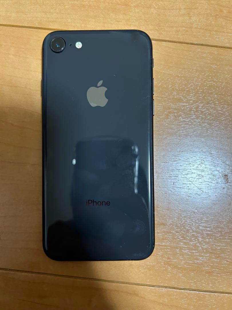 【値引き交渉◯】iPhone ブラック 画面ひび割れ 76% iPhone 11 Pro Max 】高いところから落として画面ひび割れと
