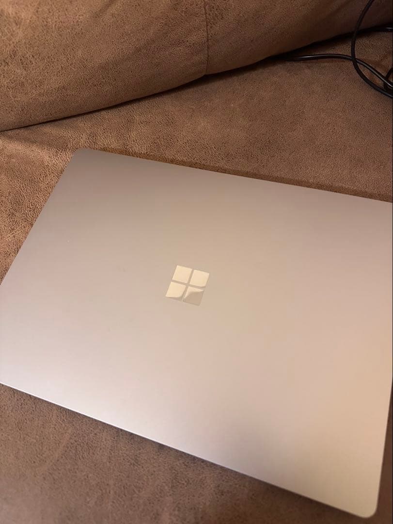 Microsoft Surface Laptop シルバー Amazon.com: Microsoft Surface Laptop (1st Gen) EUP-00001 Laptop
