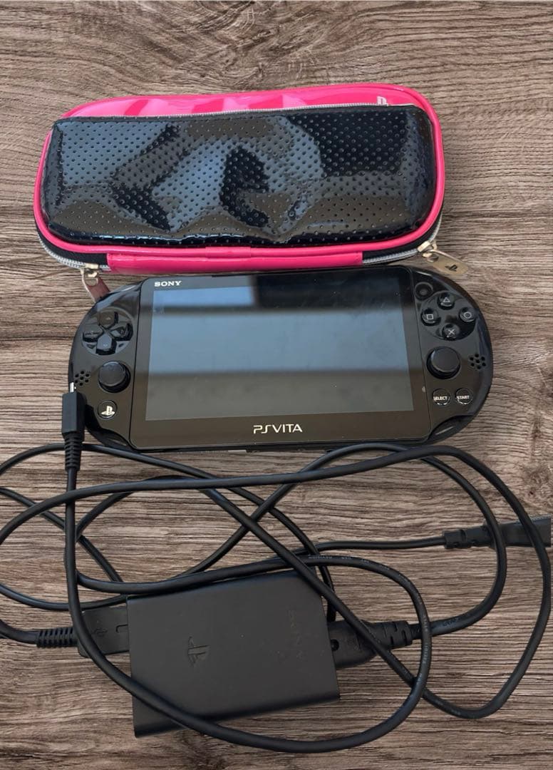 ps vita PCH-2000 充電器 8GB メモリーカード 付き - メルカリ