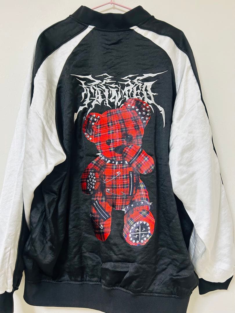 新品タグ付き！TRAVAS / トラバス くまスカジャン - メルカリ