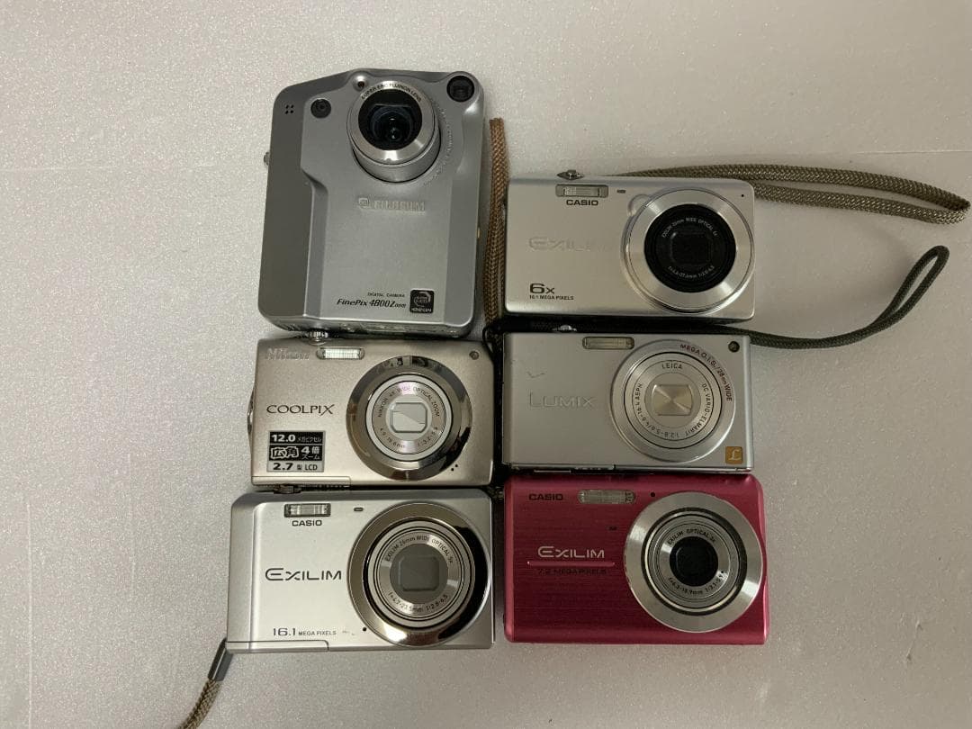 コンパクトデジタルカメラ《コンデジ》元箱付き６台まとめ売り（ジャンク品）
