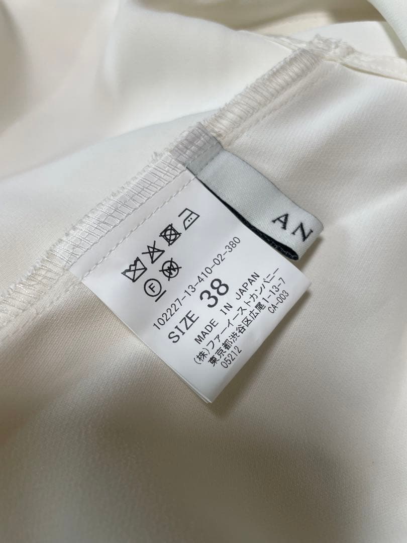 アナイ コンパクトサテンタックケープ ブラウス