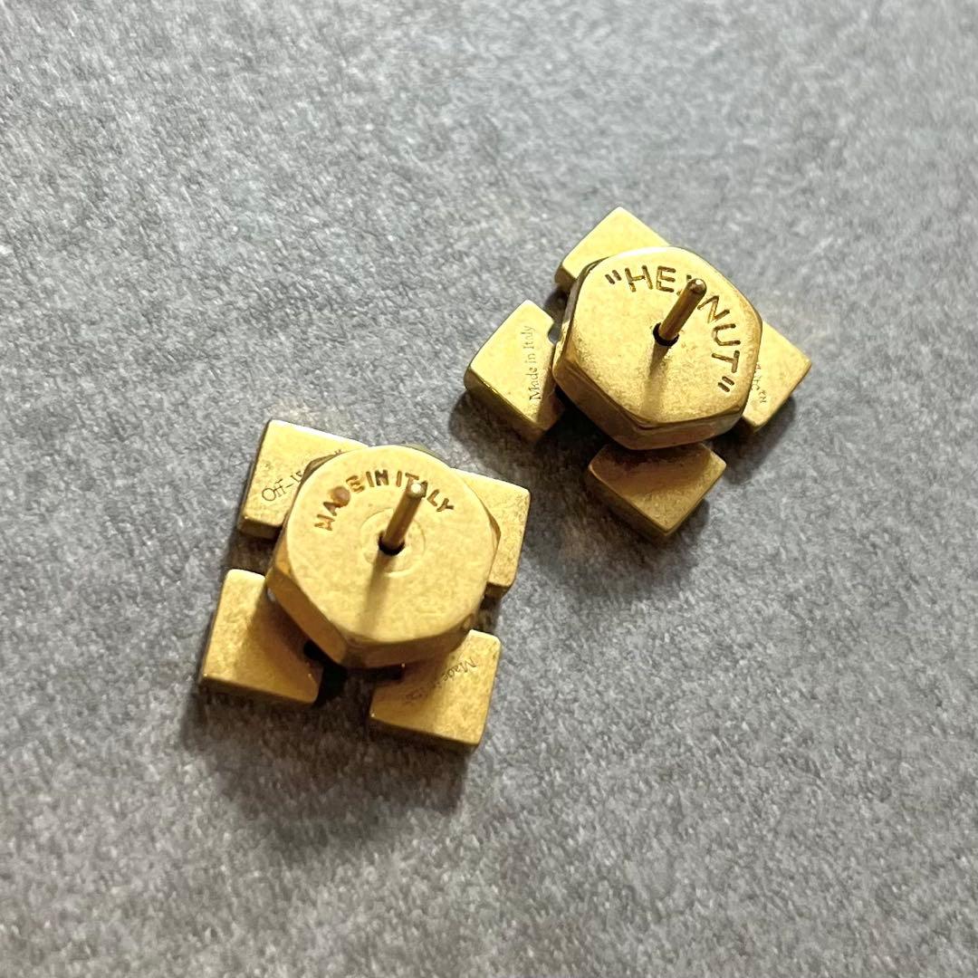 最終値下げ】希少品 Off-White(オフホワイト) ピアス 両耳 - メルカリ