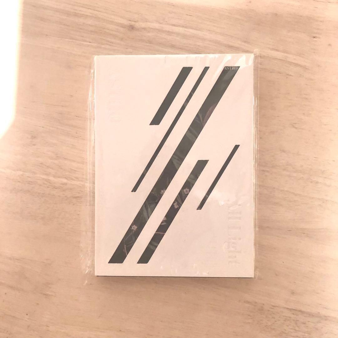 ASTRO 直筆サイン入りアルバム - メルカリ