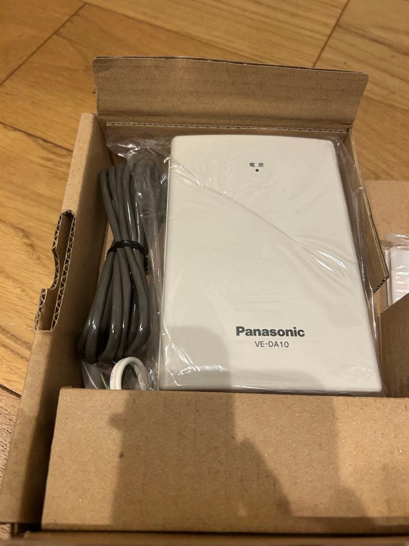 パナソニック VE-DA10 ドアホン Amazon | パナソニック ドアホンアダプター グレー VE-DA10-H
