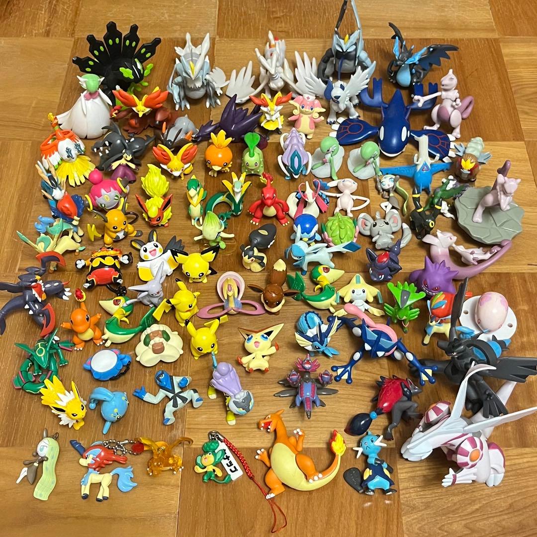 ポケモン モンコレ モンスターコレクション 84個 まとめ売り | Shop at