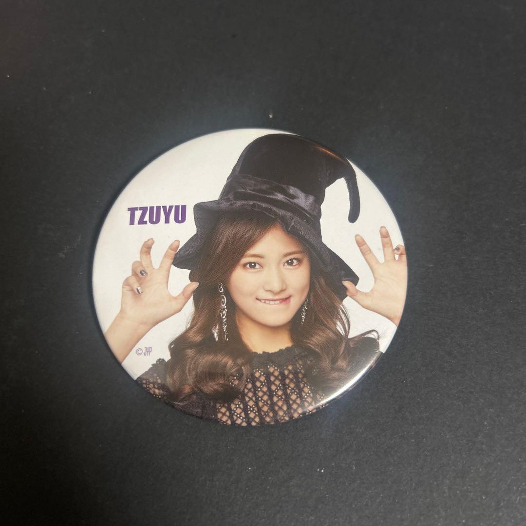 twice onemoretime ハイタッチ会 缶バッジ ツウィ 公式 - メルカリ