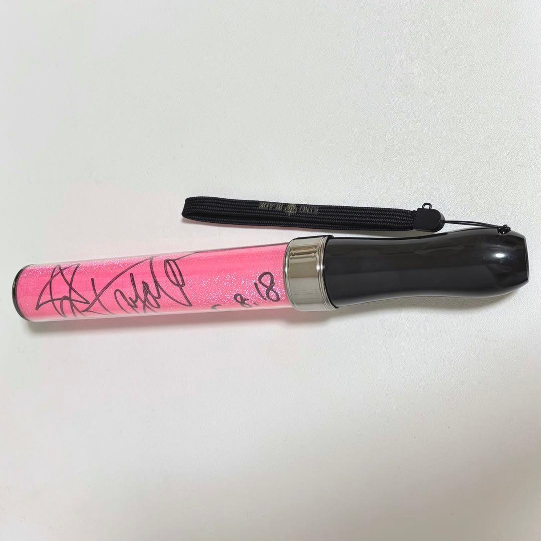 M!LK 佐野勇斗 サイン入り ペンライト - メルカリ