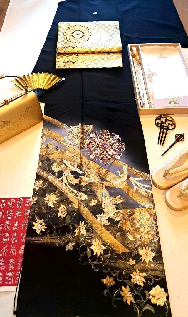美品❇️豪華黒留袖　貝紫刺繍　 金銀彩　 比翼仕立て　５つ紋　フルセット SOUBIEN（創美苑） レンタル 黒留袖 フルセット 結婚式 着物 黒 袷