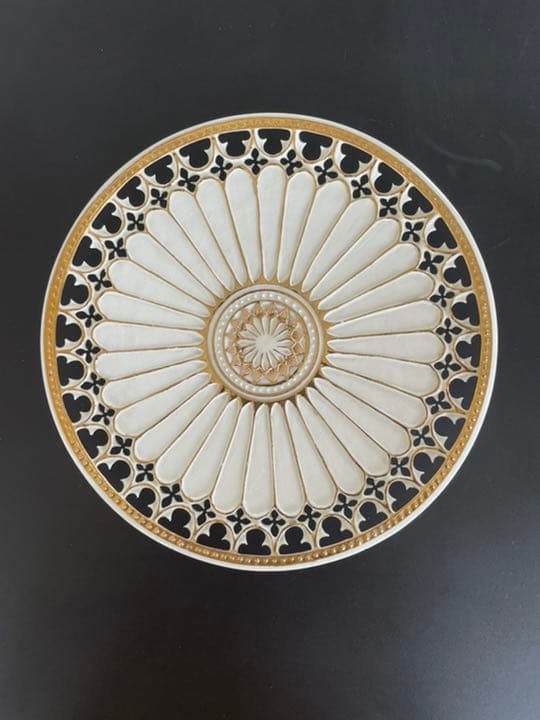 伊藤剛俊 壁飾り 金彩 プレート 透彫 金彩透彫菓子皿 - メルカリ