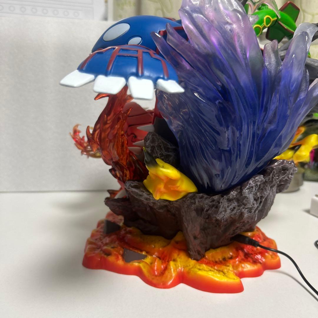 ポケモン フィギュア グラードン カイオーガ レックウザ LED付き